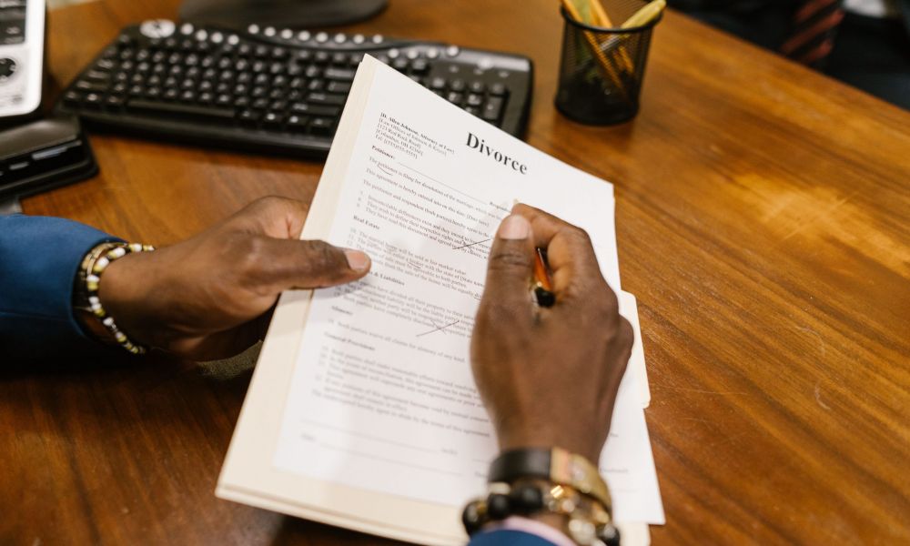 divorce papers rejected in Qatar