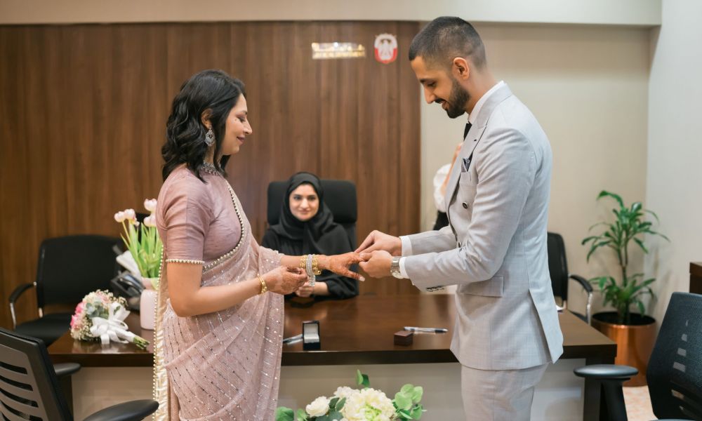 Couple choosing Abu Dhabi as a solution for marriage delay in Qatar